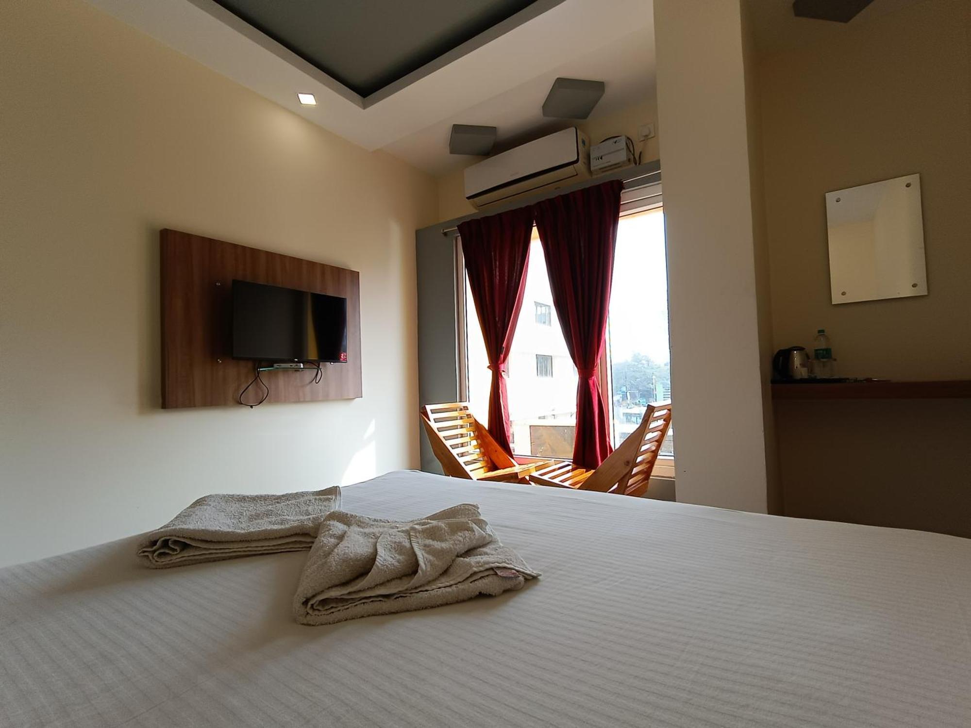 Hotel Blue Stone Pondicherry Exterior foto